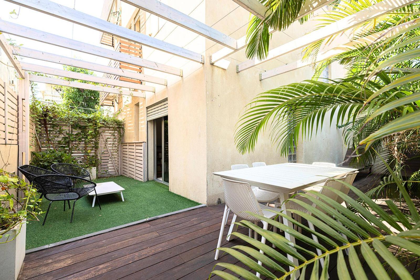 The Beach Life Complex - By Localz Group Tel Aviv Exterior photo