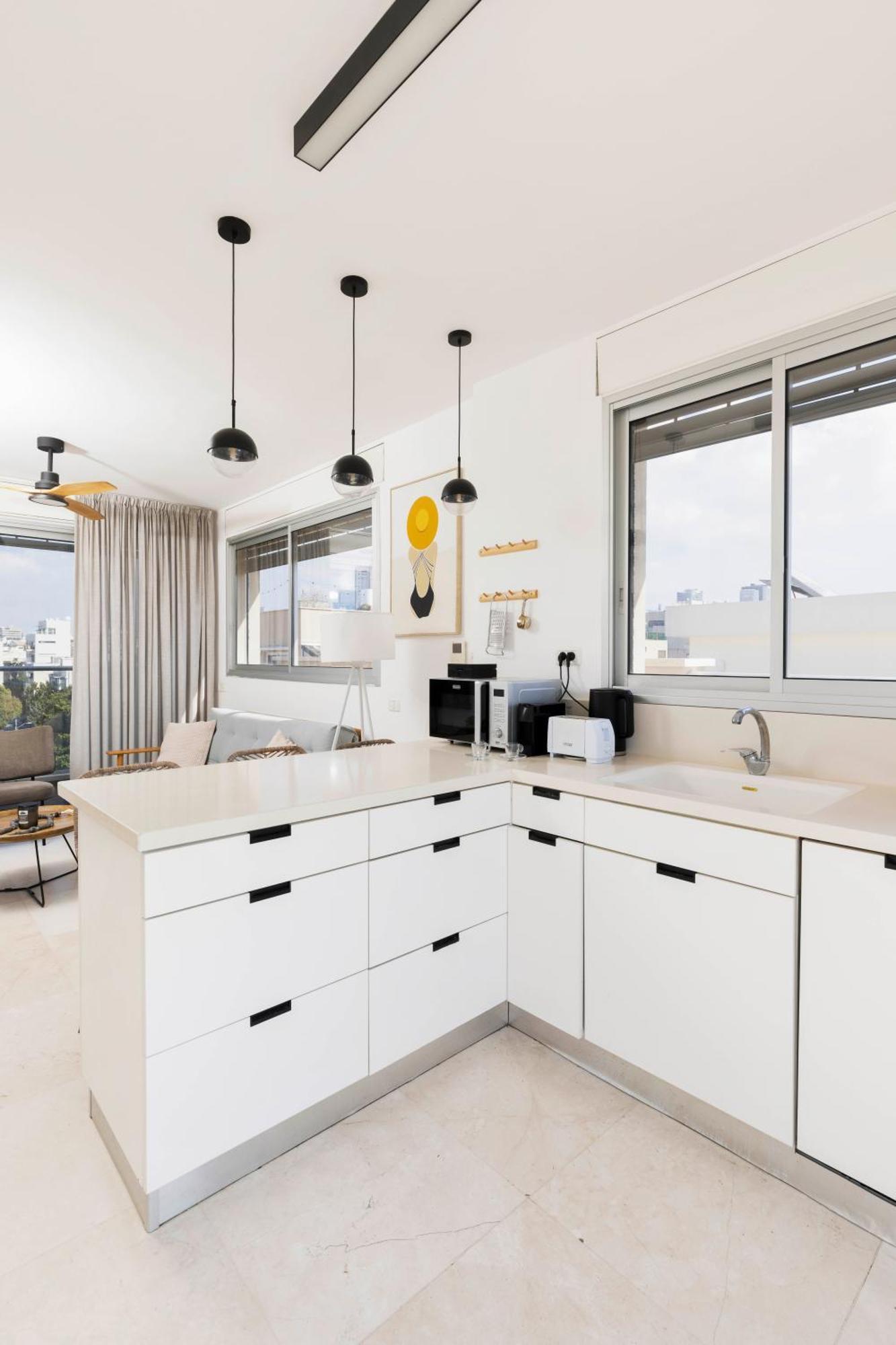 The Beach Life Complex - By Localz Group Tel Aviv Exterior photo