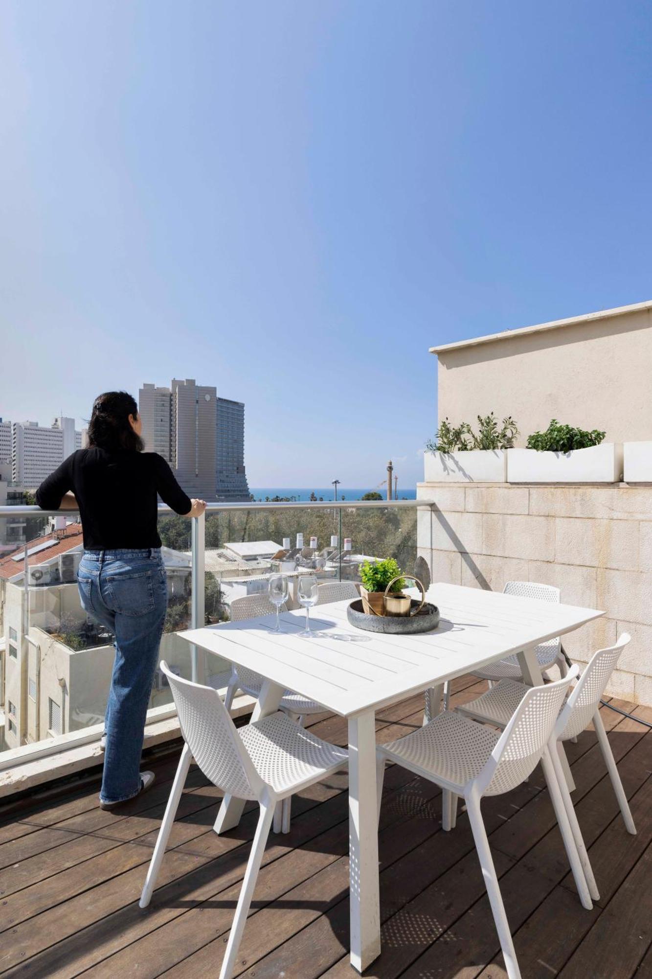 The Beach Life Complex - By Localz Group Tel Aviv Exterior photo