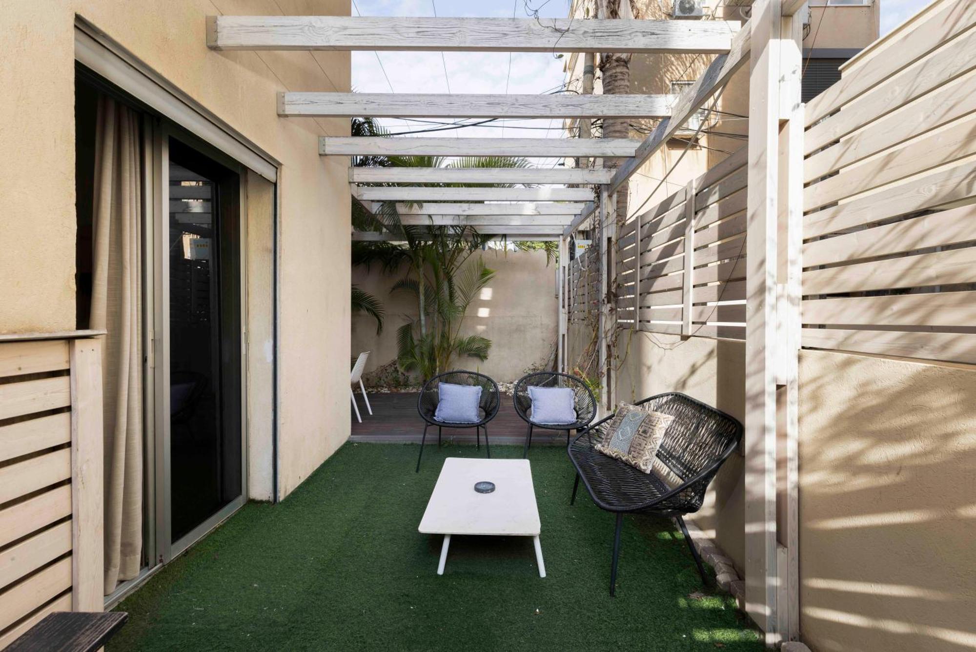 The Beach Life Complex - By Localz Group Tel Aviv Exterior photo